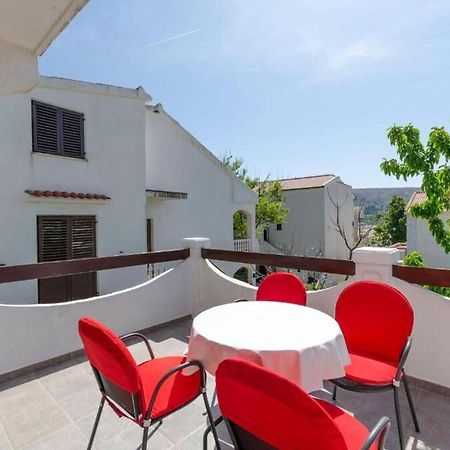 Apartments Spavalo パグ エクステリア 写真